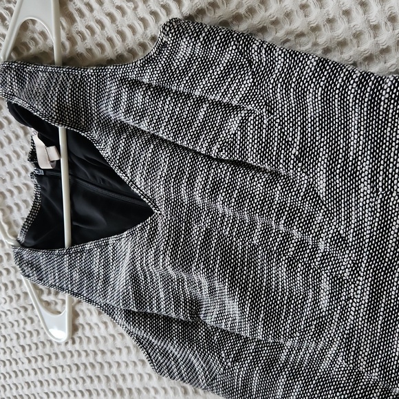 Banana Republic Size 4 Office Formal Church Dress Classic - Picture 3 of 7